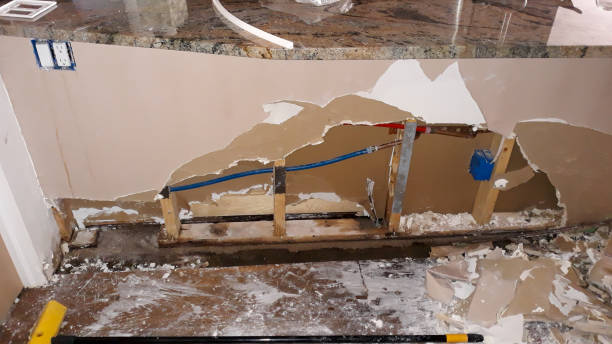 Best Flood restoration services  in Baldwin, PA